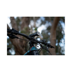 Juego de iluminación de batería Knog Blinder 120 + Cobber Mid Twinpack StVZO