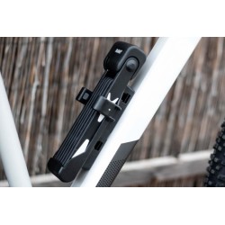 RAVE Cerradura plegable Ultimate Pro 8 con llave incl. soporte - longitud 95 cm