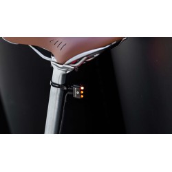 Supernova Luz trasera E3 Tail Light 2 para tija de sillín 12 V