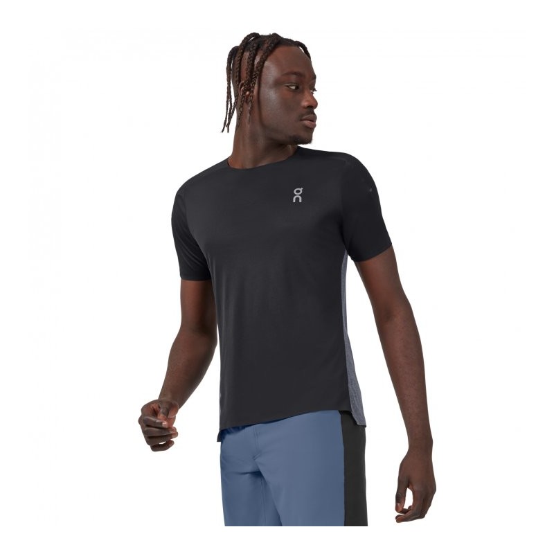 On Camiseta Running - Performance-T - Black & Dark